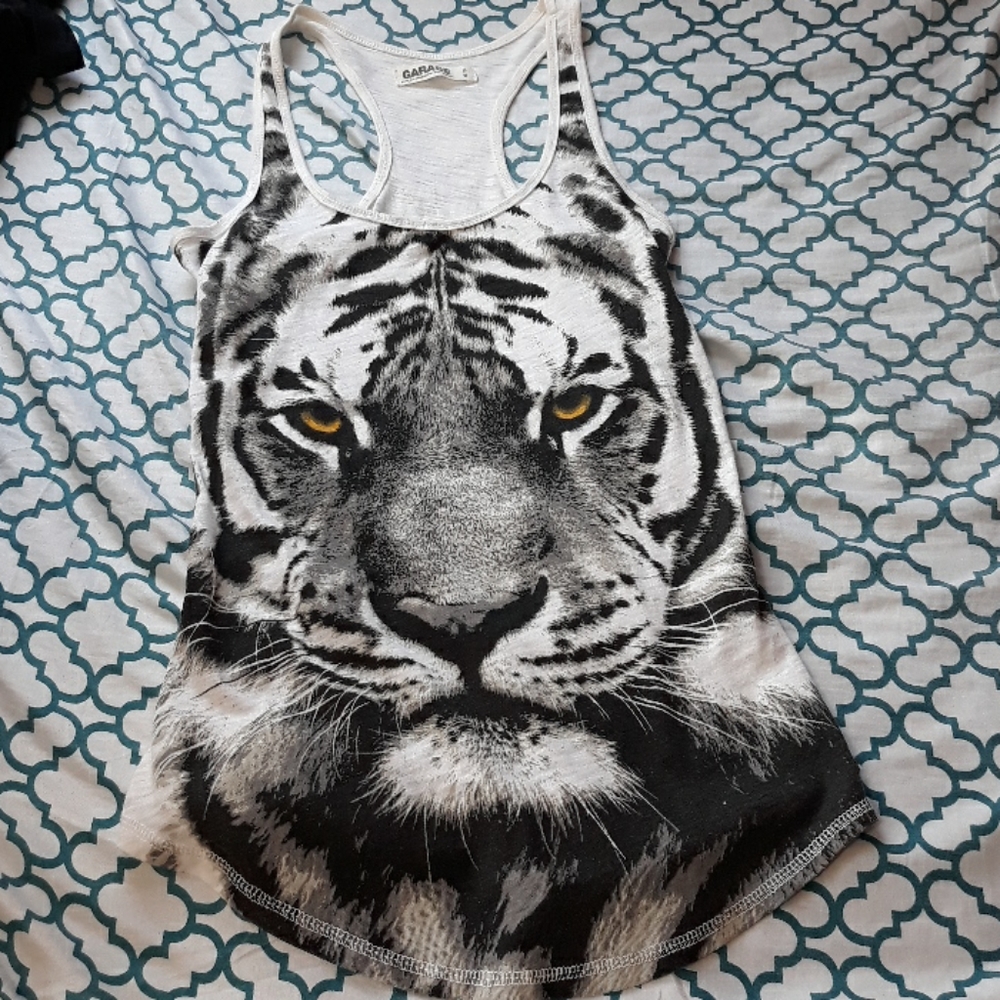 Garage Tiger Eyes tank